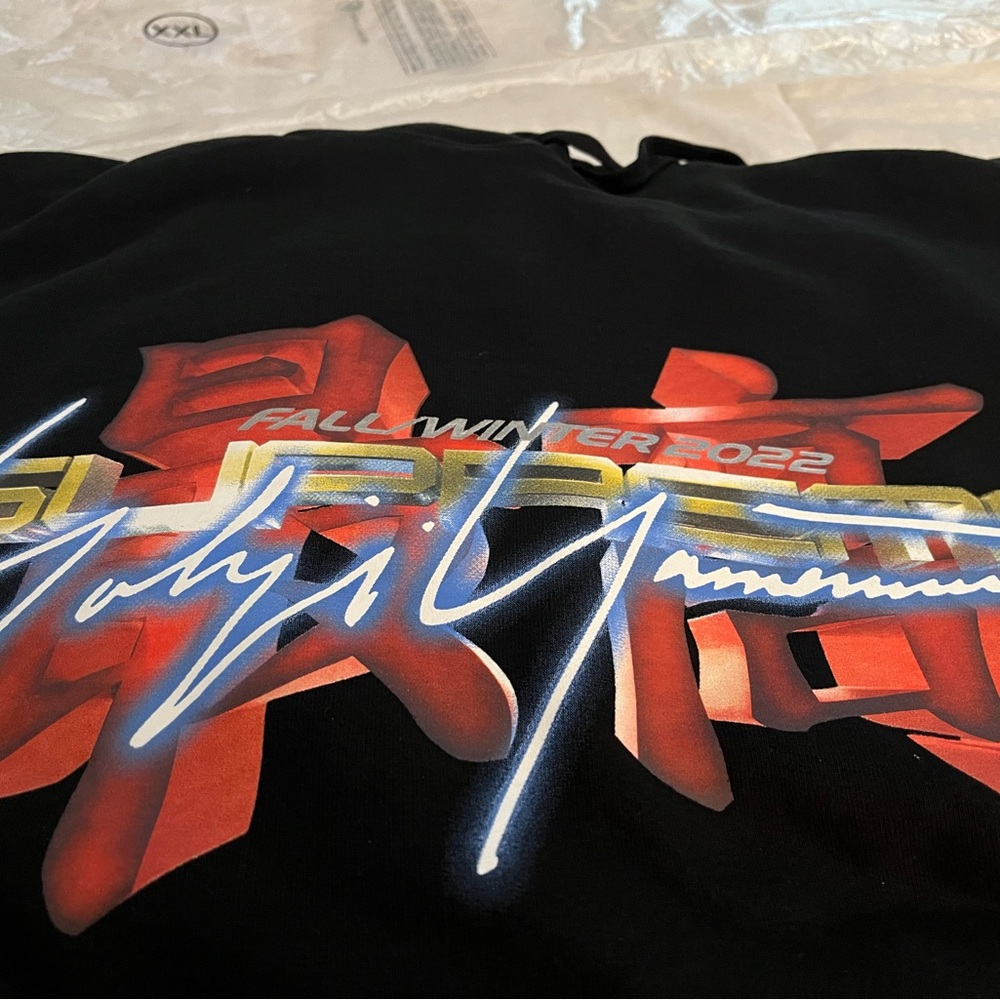 Supreme and Yohji Yamamoto collaboration for winter 2022.  Black hoodie 2xl